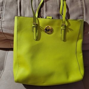 Authentic Barely Used Michael Kors Tote Bag